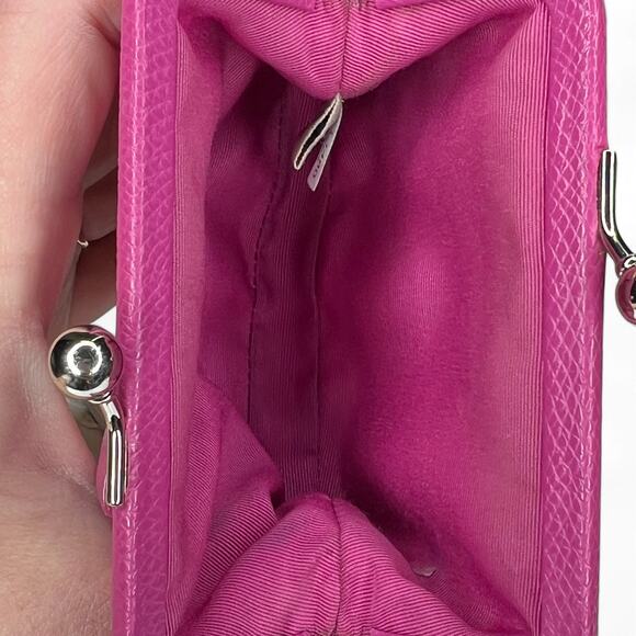 Coach Darcy Bow Kisslock Coin Purse in Pink Crossgrain Leather - Picture 6 of 7